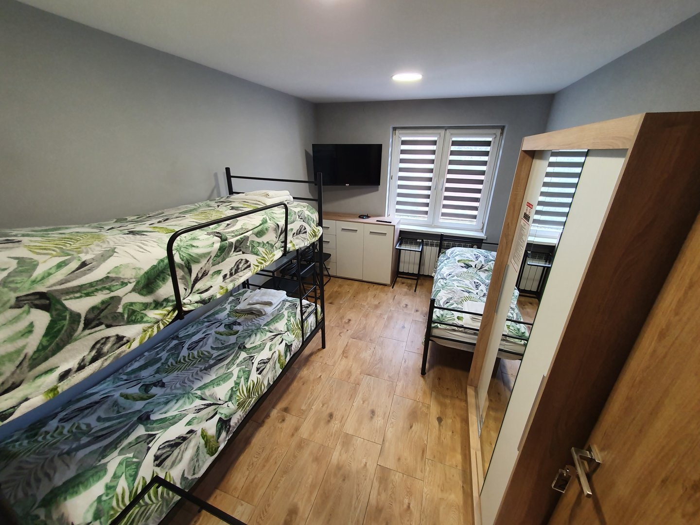 Pokój trzyosobowy / piętro (nr 4)