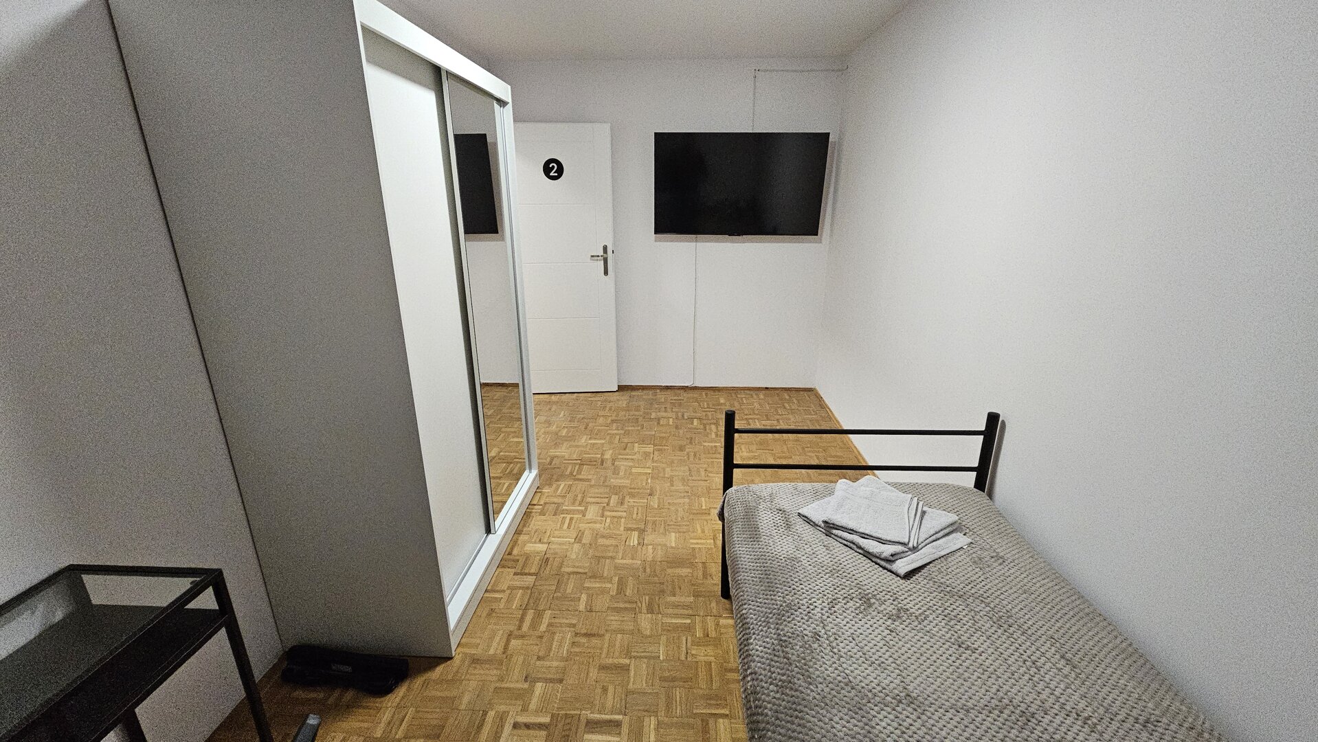 Stare Sady 31 pokój 2